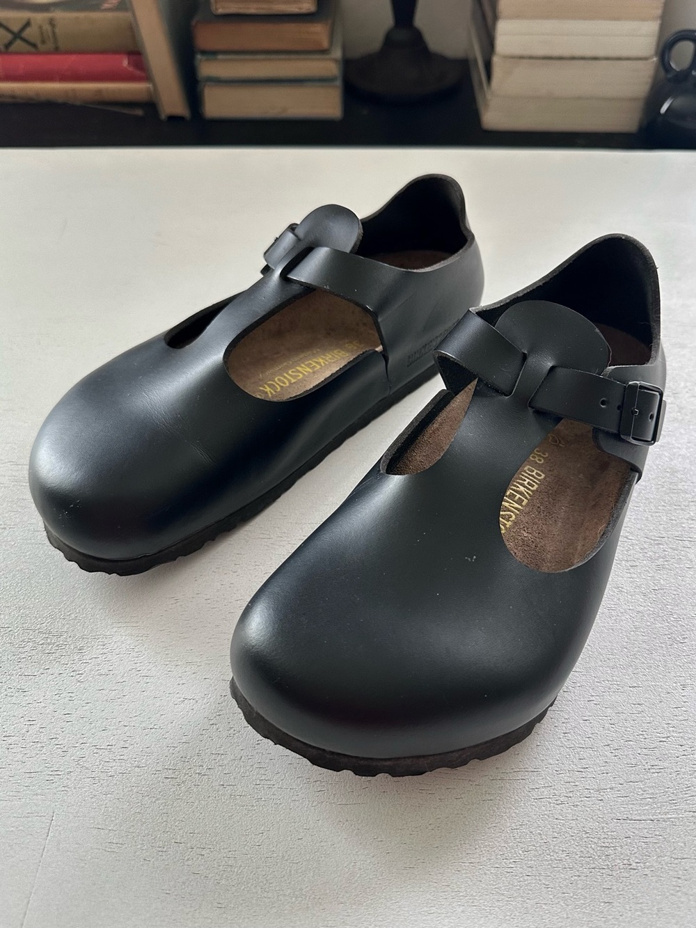 Birkenstock paris black leather mary jane t-strap clog shoes women’s 38 8 rare